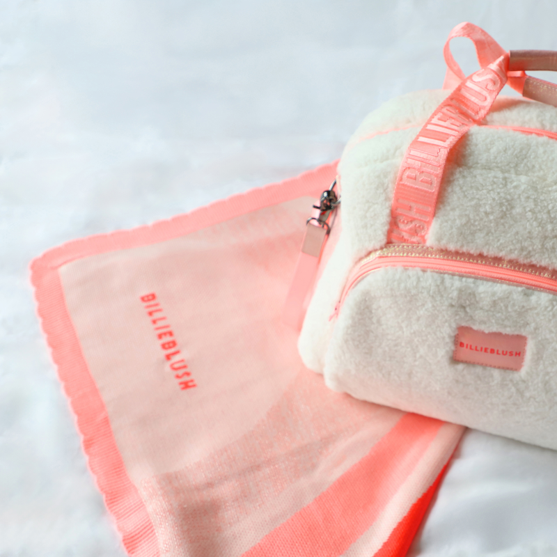 Couverture en tricot BILLIEBLUSH 
                        FILLE